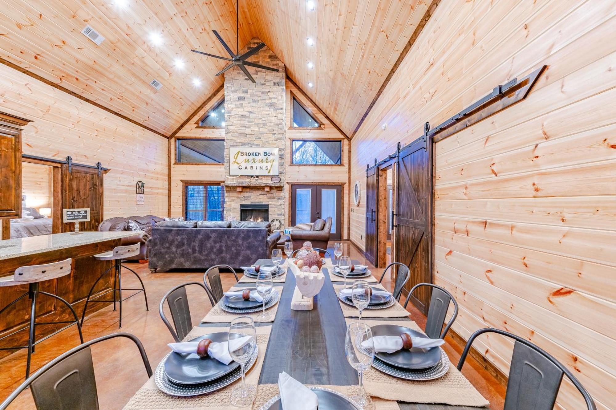 The Luxurious Blue Sky Lodge Is Epic! Broken Bow Luaran gambar