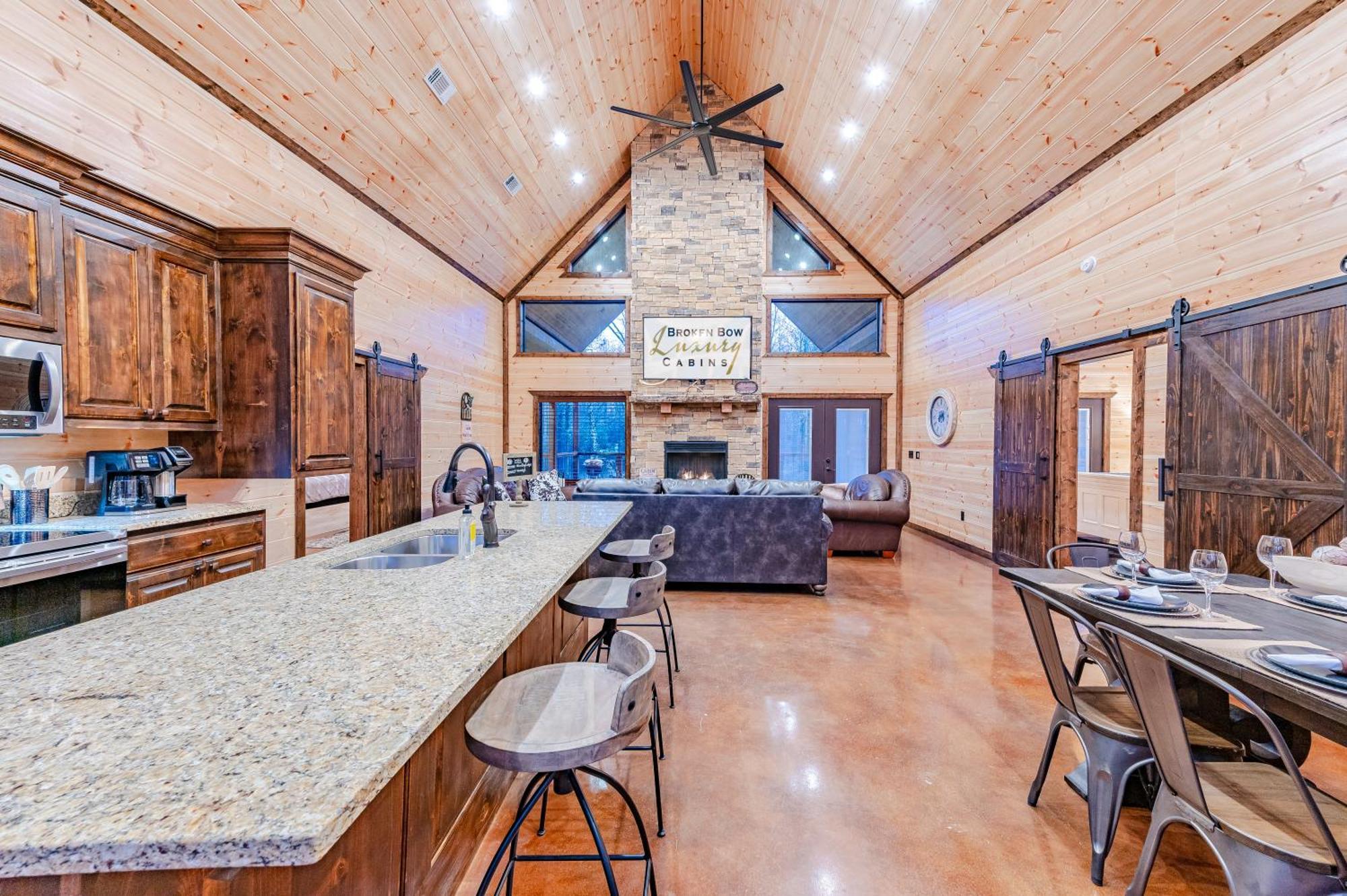 The Luxurious Blue Sky Lodge Is Epic! Broken Bow Luaran gambar